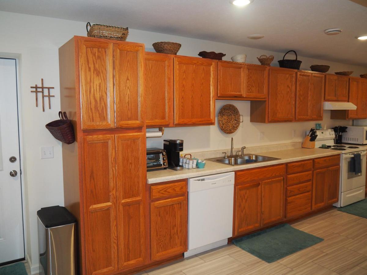 New! The Blessing - A Cute And Cozy Apartment! Benzonia 외부 사진