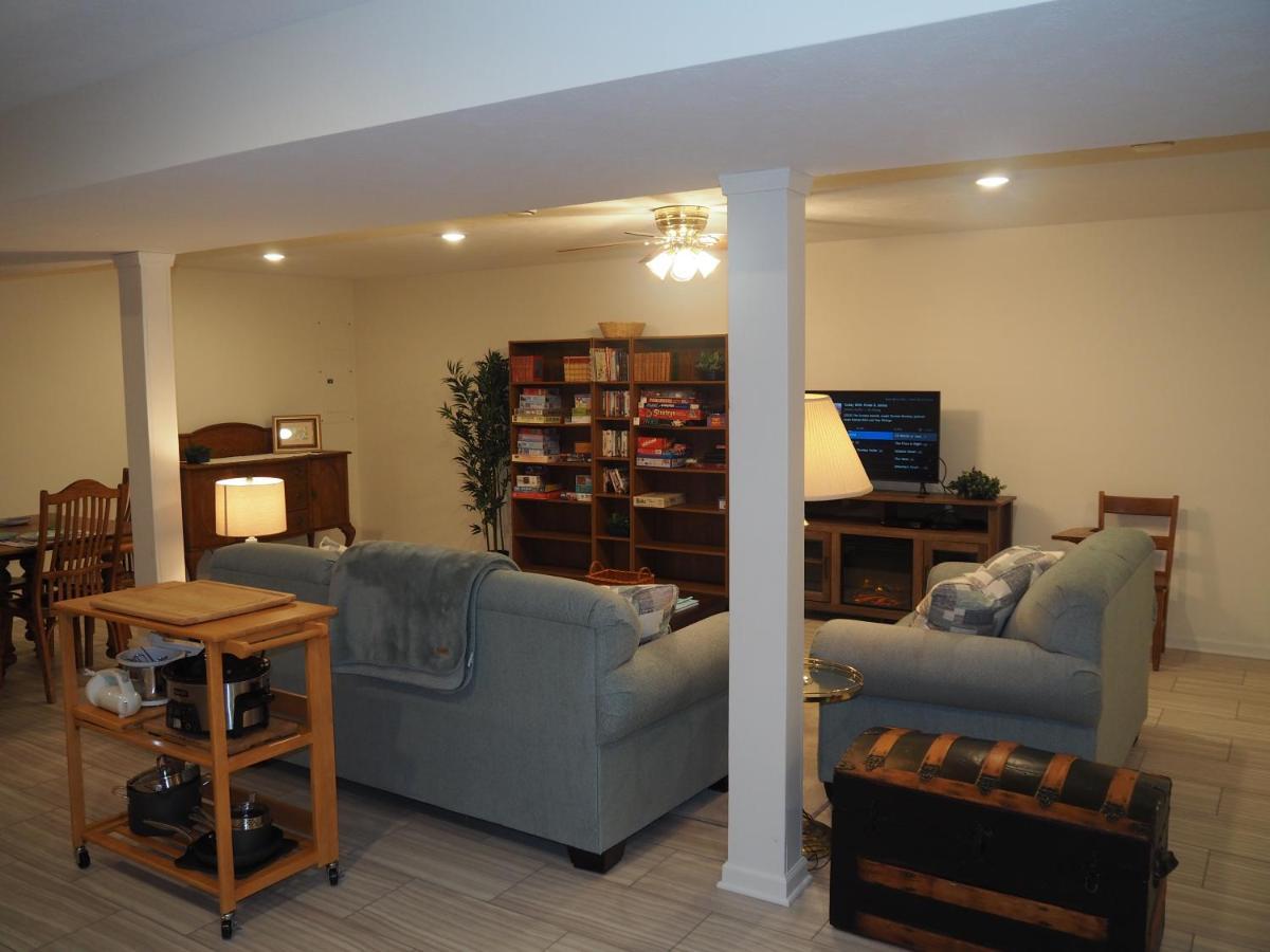 New! The Blessing - A Cute And Cozy Apartment! Benzonia 외부 사진