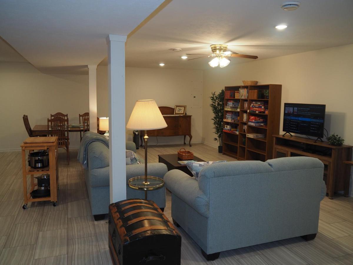 New! The Blessing - A Cute And Cozy Apartment! Benzonia 외부 사진